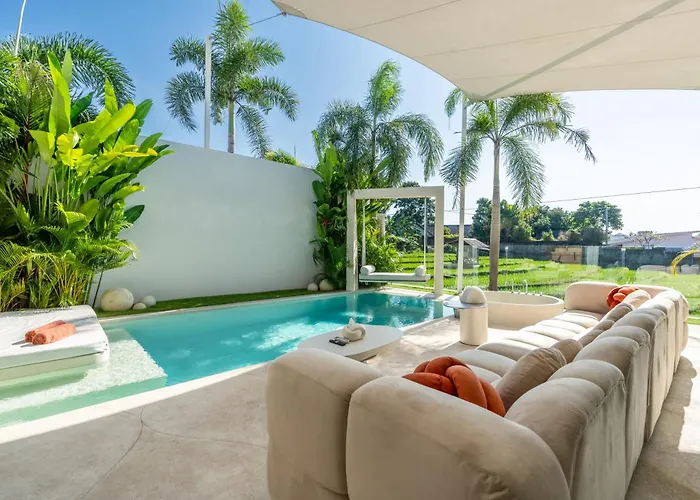 Illusion - 3br With Sauna, Jacuzzi, Rice Field View Near Villa Canggu