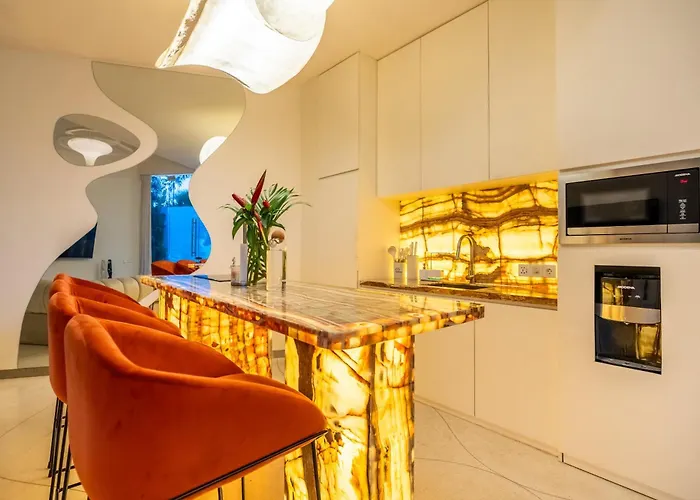 Villa Illusion - 3br With Sauna, Jacuzzi, Rice Field View Near *