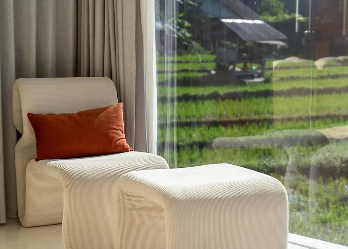 Illusion - 3br With Sauna, Jacuzzi, Rice Field View Near Villa
