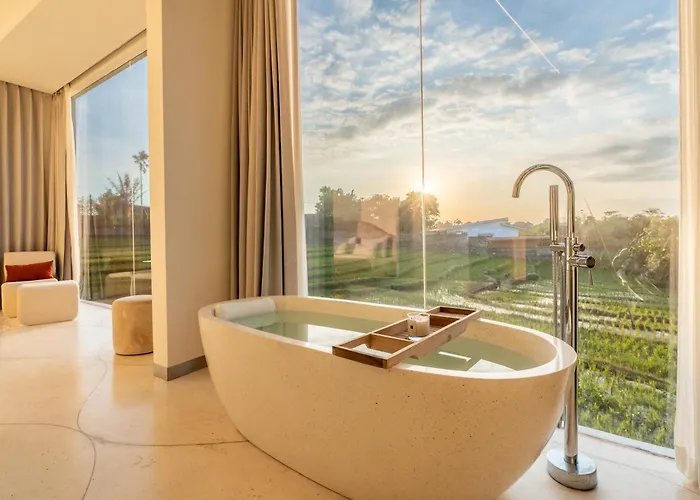 Illusion - 3br With Sauna, Jacuzzi, Rice Field View Near