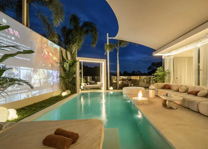 Villa Illusion - 3br With Sauna, Jacuzzi, Rice Field View Near Canggu